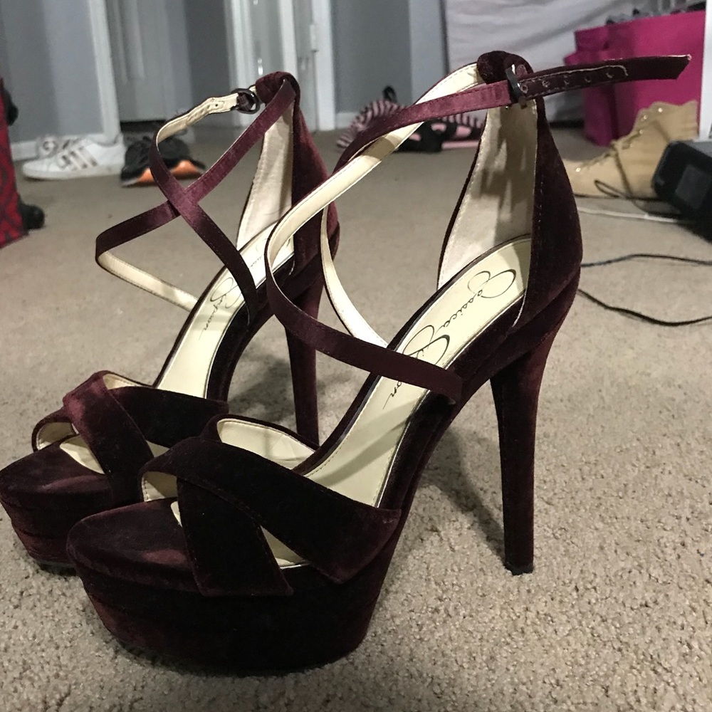 Maroon Jessica Simpson velvet strappy pumps/heels